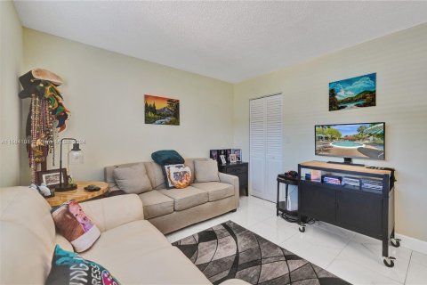 Copropriété à vendre à Lauderhill, Floride: 2 chambres, 99.41 m2 № 1170862 - photo 28