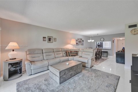 Copropriété à vendre à Lauderhill, Floride: 2 chambres, 99.41 m2 № 1170862 - photo 15