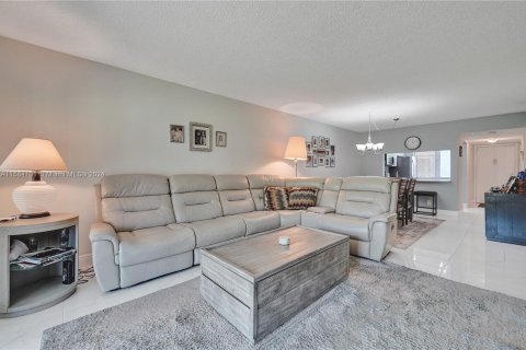 Copropriété à vendre à Lauderhill, Floride: 2 chambres, 99.41 m2 № 1170862 - photo 19