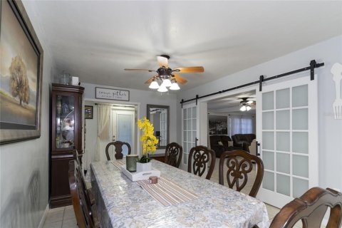 Villa ou maison à vendre à Tampa, Floride: 3 chambres, 208.01 m2 № 742489 - photo 23