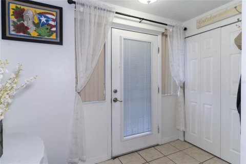 House in Tampa, Florida 3 bedrooms, 208.01 sq.m. № 742489 - photo 13