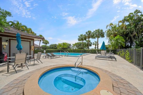 Condo in Wellington, Florida, 3 bedrooms  № 1118141 - photo 12