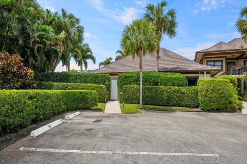 Condo in Wellington, Florida, 3 bedrooms  № 1118141 - photo 2