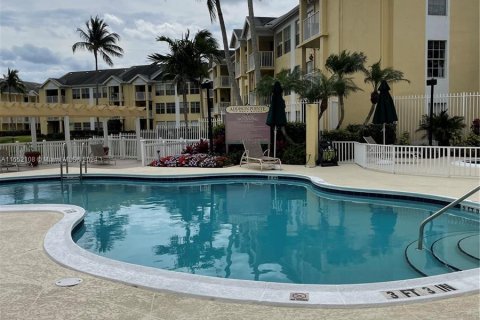 Condo in Boca Raton, Florida, 1 bedroom  № 1351914 - photo 8