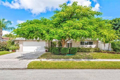 Villa ou maison à vendre à Fort Lauderdale, Floride: 4 chambres, 218.6 m2 № 1282931 - photo 2