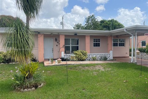 Casa en venta en Miami Gardens, Florida, 3 dormitorios, 151.06 m2 № 1282930 - foto 6