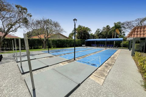 Copropriété à vendre à Pembroke Pines, Floride: 2 chambres, 108.7 m2 № 1142050 - photo 26