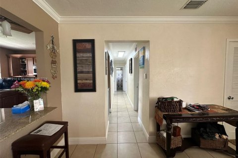 Casa en venta en Miami, Florida, 3 dormitorios, 141.86 m2 № 1383042 - foto 11