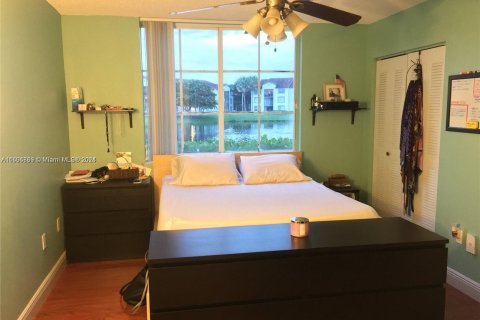 Condominio en venta en Doral, Florida, 1 dormitorio, 62.24 m2 № 1228103 - foto 11