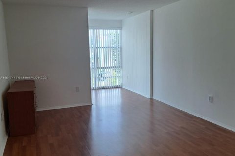 Condo in Sunny Isles Beach, Florida, 1 bedroom  № 1238794 - photo 7