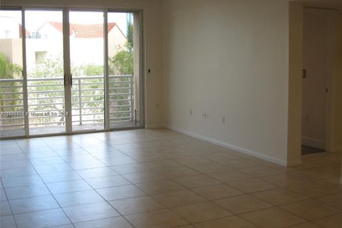 Copropriété à vendre à Hollywood, Floride: 2 chambres, 92.9 m2 № 1238792 - photo 2