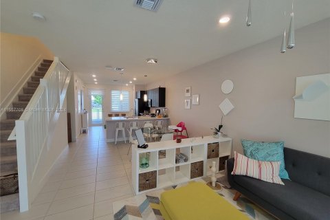 Condominio en venta en Doral, Florida, 3 dormitorios, 122.82 m2 № 1080126 - foto 8