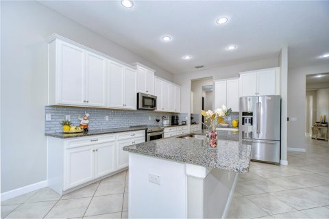 Casa en venta en Wesley Chapel, Florida, 4 dormitorios, 252.32 m2 № 1347167 - foto 20