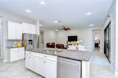 Casa en venta en Wesley Chapel, Florida, 4 dormitorios, 252.32 m2 № 1347167 - foto 13