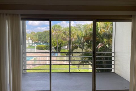 Copropriété à vendre à Sunrise, Floride: 2 chambres, 116.31 m2 № 1188788 - photo 14