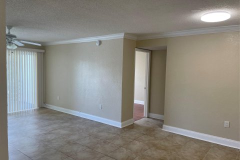 Copropriété à vendre à Sunrise, Floride: 2 chambres, 116.31 m2 № 1188788 - photo 7