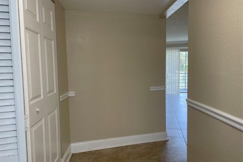 Condo in Sunrise, Florida, 2 bedrooms  № 1188788 - photo 17