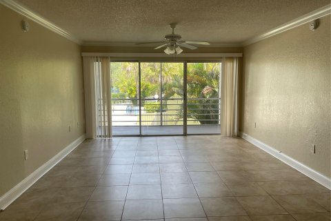 Copropriété à vendre à Sunrise, Floride: 2 chambres, 116.31 m2 № 1188788 - photo 16