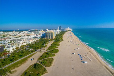 Copropriété à louer à Miami Beach, Floride: 2 chambres, 154.22 m2 № 1355124 - photo 27