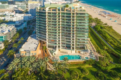 Condominio en alquiler en Miami Beach, Florida, 2 dormitorios, 154.22 m2 № 1355124 - foto 30