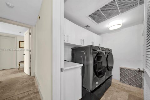 Copropriété à vendre à Miami Beach, Floride: 4 chambres, 390.19 m2 № 1158827 - photo 18