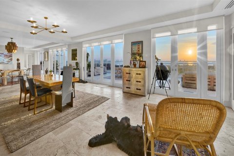 Copropriété à vendre à Miami Beach, Floride: 4 chambres, 390.19 m2 № 1158827 - photo 3