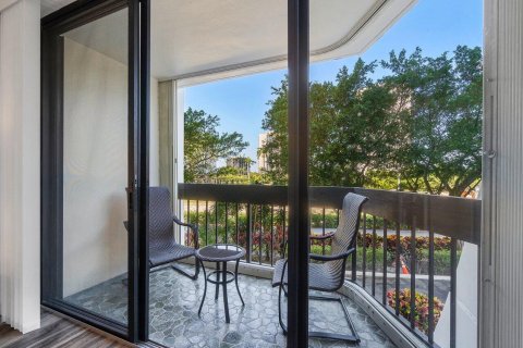 Condo in West Palm Beach, Florida, 3 bedrooms  № 1102001 - photo 22