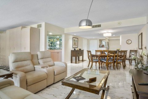 Condo in West Palm Beach, Florida, 3 bedrooms  № 1102001 - photo 30