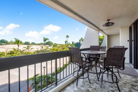 Condo in West Palm Beach, Florida, 3 bedrooms  № 1102001 - photo 10