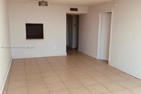 Condominio en venta en Miami, Florida, 1 dormitorio, 78.04 m2 № 1179043 - foto 6