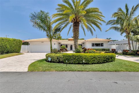 House in Fort Lauderdale, Florida 3 bedrooms, 169.08 sq.m. № 1180554 - photo 1