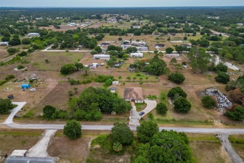 House in Clewiston, Florida 4 bedrooms, 218.69 sq.m. № 1180599 - photo 26