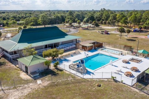 Villa ou maison à vendre à Clewiston, Floride: 4 chambres, 218.69 m2 № 1180599 - photo 2