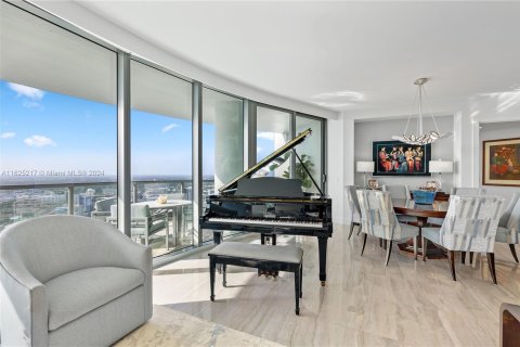 Condo in Fort Lauderdale, Florida, 3 bedrooms  № 1271836 - photo 9