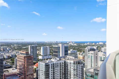 Condo in Fort Lauderdale, Florida, 3 bedrooms  № 1271836 - photo 28