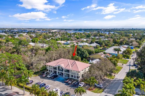 Propiedad comercial en venta en Palm City, Florida № 1002523 - foto 6