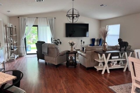 Villa ou maison à vendre à Port St. Lucie, Floride: 3 chambres, 160.07 m2 № 841161 - photo 3