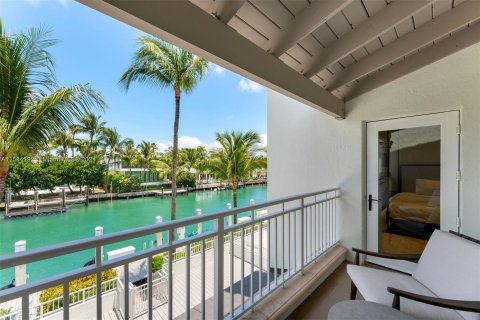 Adosado en venta en Miami Beach, Florida, 3 dormitorios, 224.82 m2 № 1345346 - foto 22