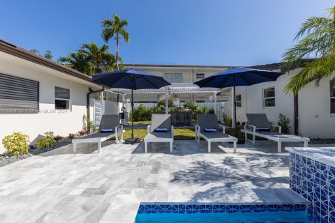 Immobilier commercial à vendre à Lauderdale-by-the-Sea, Floride: 301.47 m2 № 1230654 - photo 7