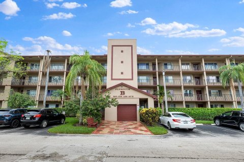 Condominio en venta en Pembroke Pines, Florida, 2 dormitorios, 112.13 m2 № 1230653 - foto 29