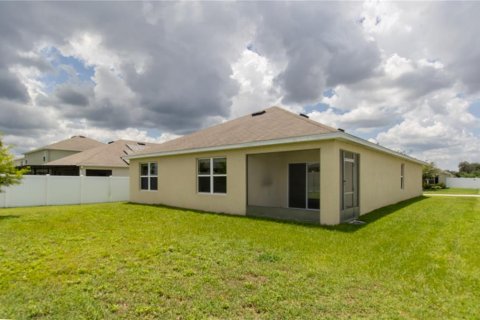 House in Zephyrhills, Florida 4 bedrooms, 171.5 sq.m. № 1248730 - photo 4