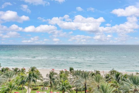 Condo in Sunny Isles Beach, Florida, 3 bedrooms  № 1347606 - photo 15