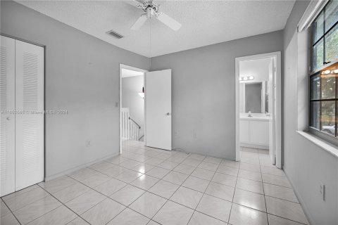 Townhouse in Plantation, Florida 2 bedrooms, 113.71 sq.m. № 1347607 - photo 22