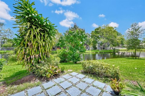 Touwnhouse à louer à Plantation, Floride: 2 chambres, 113.71 m2 № 1347607 - photo 10