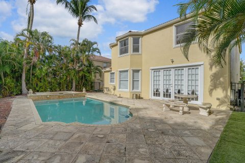 House in Wellington, Florida 5 bedrooms, 274.62 sq.m. № 965885 - photo 30