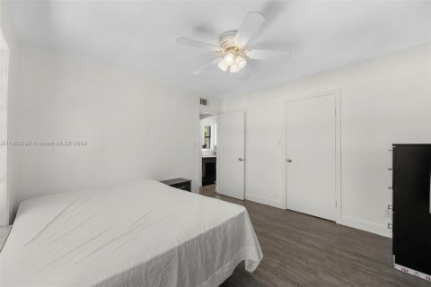 Casa en venta en Dania Beach, Florida, 3 dormitorios, 135.64 m2 № 1097173 - foto 20