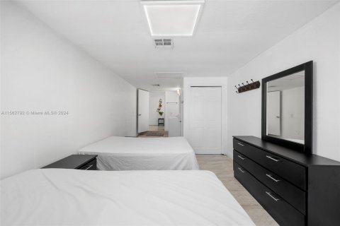 Casa en venta en Dania Beach, Florida, 3 dormitorios, 135.64 m2 № 1097173 - foto 8