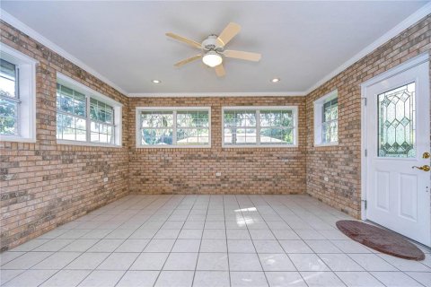 Villa ou maison à vendre à Zephyrhills, Floride: 3 chambres, 181.35 m2 № 1378131 - photo 23