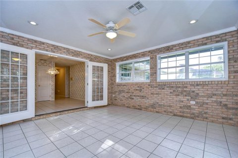 Villa ou maison à vendre à Zephyrhills, Floride: 3 chambres, 181.35 m2 № 1378131 - photo 26