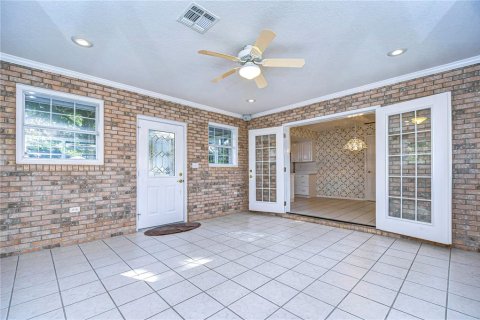 Villa ou maison à vendre à Zephyrhills, Floride: 3 chambres, 181.35 m2 № 1378131 - photo 25